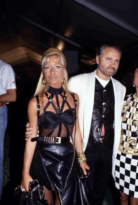 donatella versace ultima foto|donatella versace old pictures.